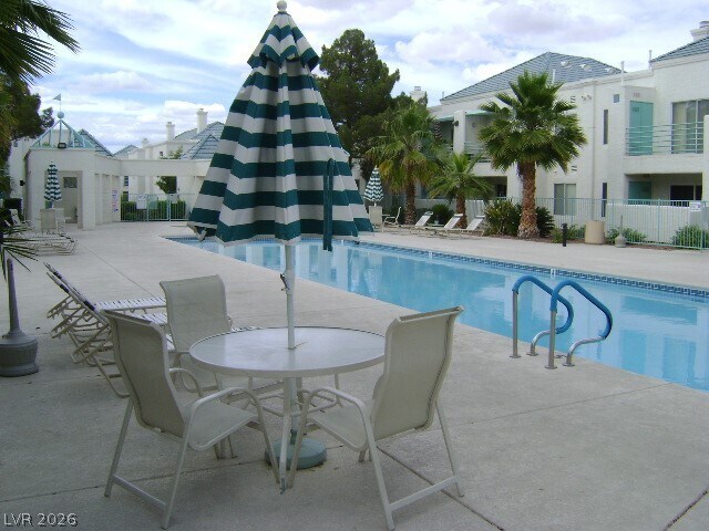 Building Photo - 7100 W Pirates Cove Rd