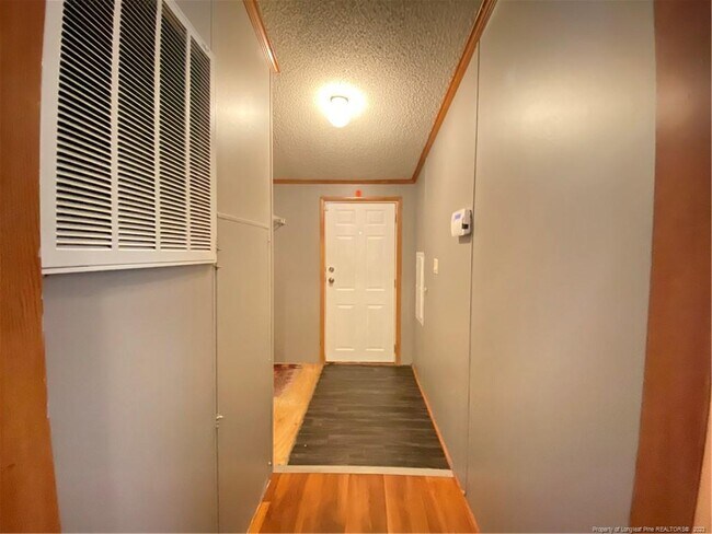 Building Photo - 217 Longhill Dr