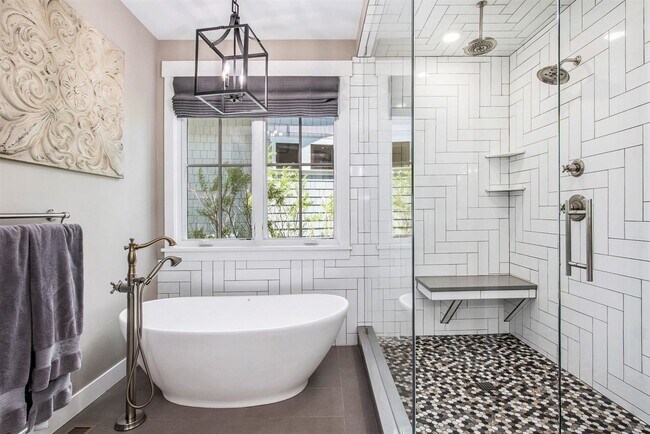 Building Photo - Stunning Custom Home in Harmony Club – Tim...