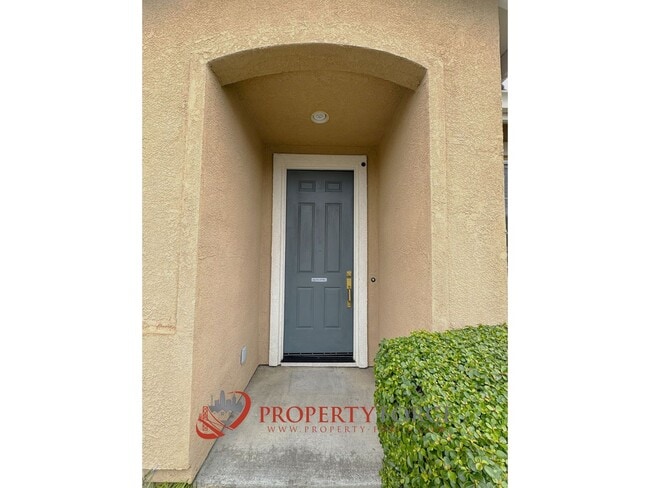 Building Photo - 31 Cymbidium Cir