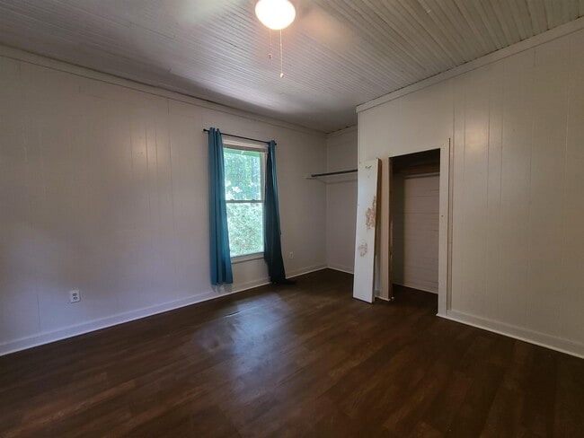 Building Photo - 11211 US-19