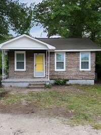 Building Photo - 1739 Dairy St