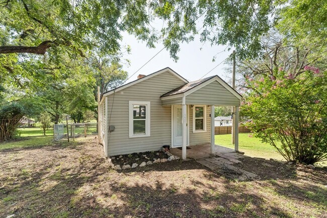 Building Photo - 2 bed, 1 bath home in Lexington, OK
