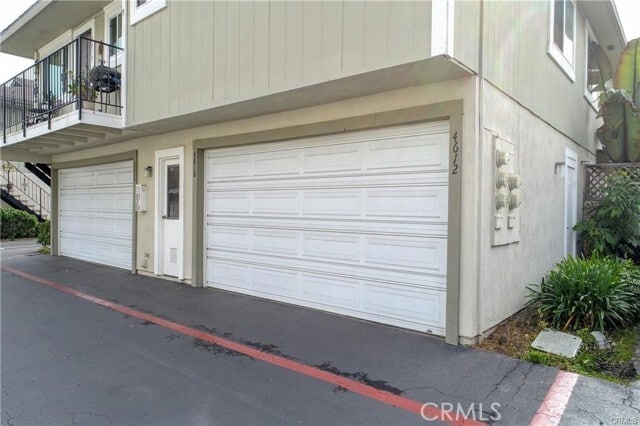 Building Photo - 4612 Via Vista Cir