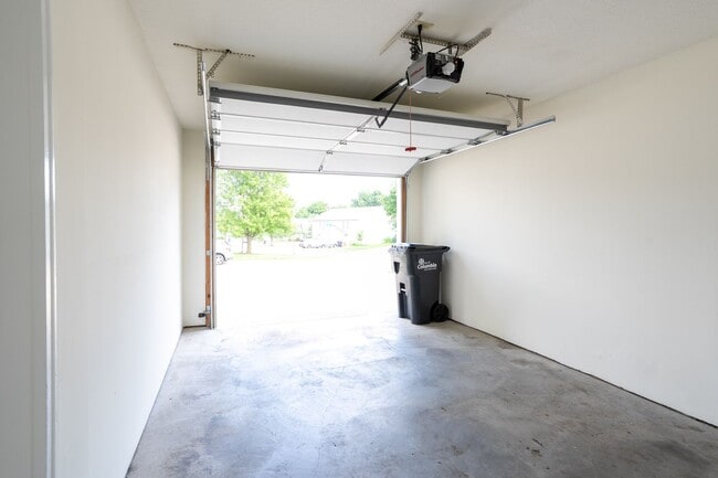 Building Photo - 3513-3515 Delmar Ct.