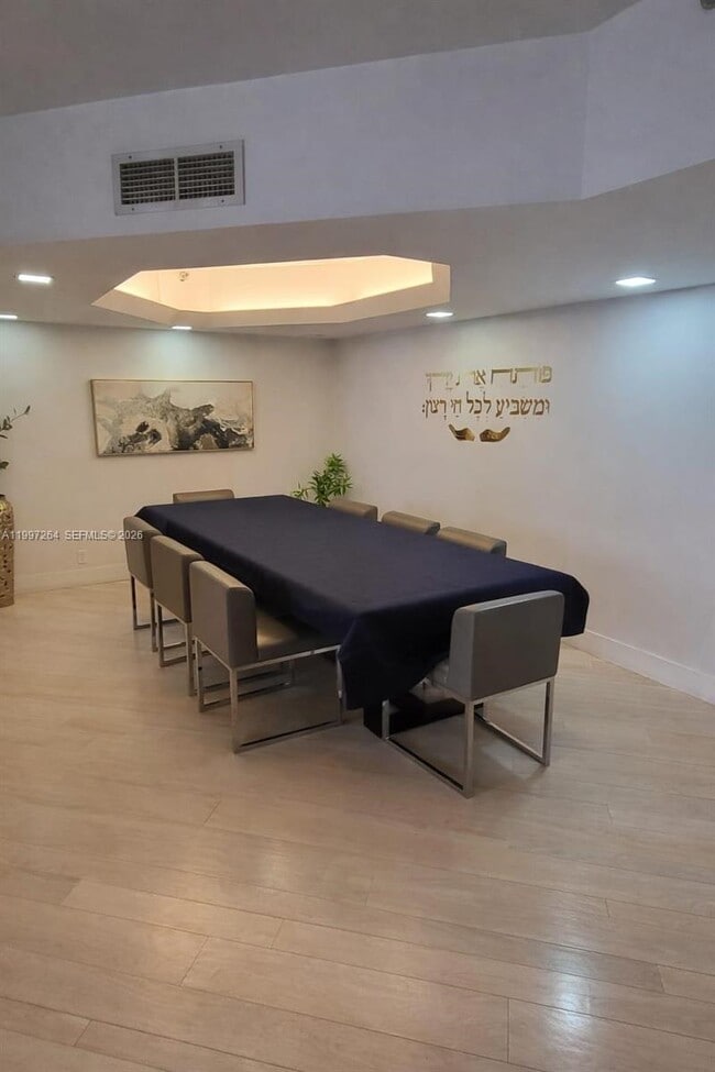 Building Photo - 19355 Turnberry Way