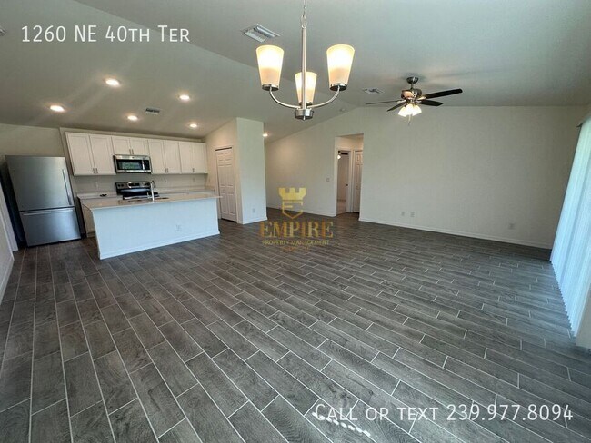 Building Photo - 1260 NE 40th Terrace