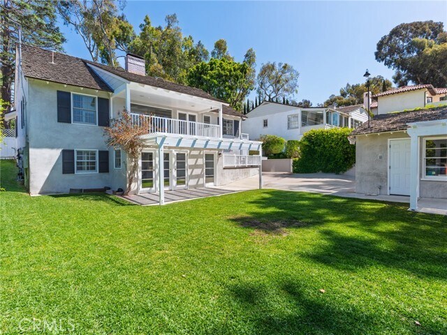 Building Photo - 3220 Palos Verdes Dr N