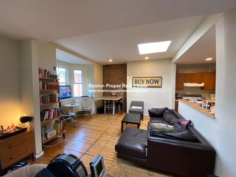 Building Photo - 415 Massachusetts Ave