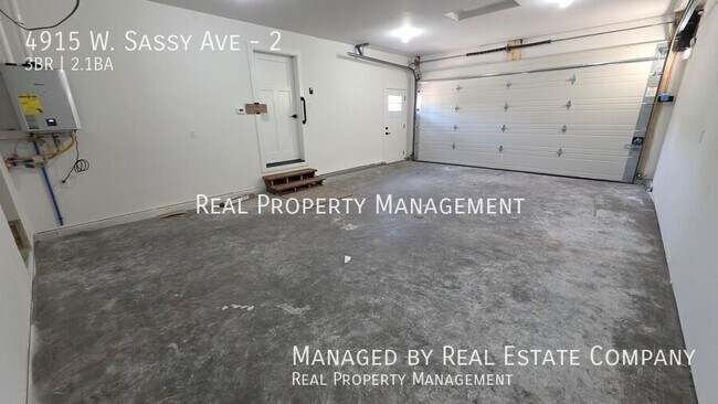 Building Photo - 4915 W Sassy Ave