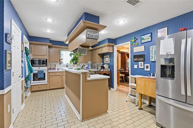 Building Photo - 14311 Sugar Mill Cir