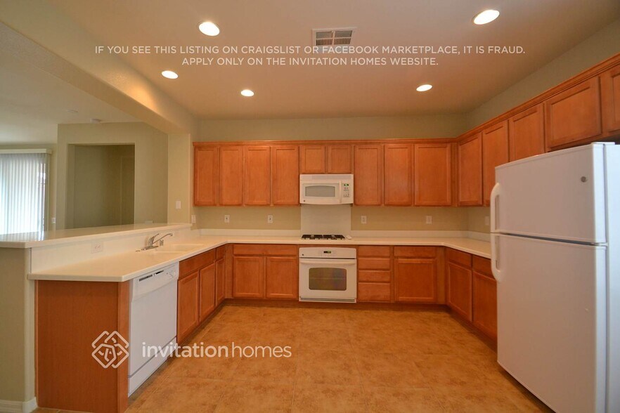 Building Photo - 8833 Lauderhill St