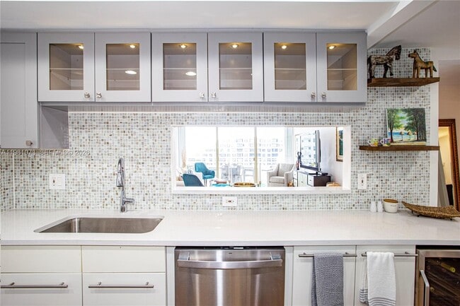 Building Photo - 199 Ocean Ln Dr