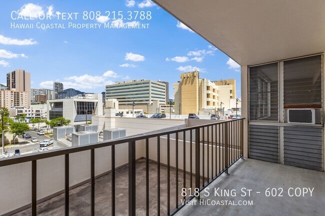 Building Photo - 818 S King St