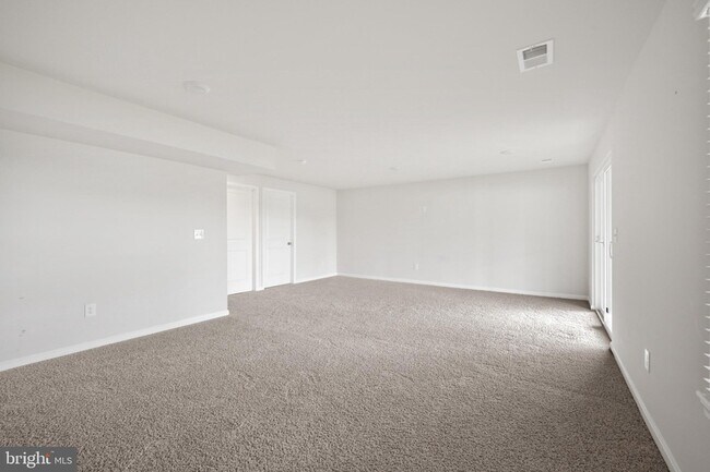 Building Photo - 504 Harper Dr