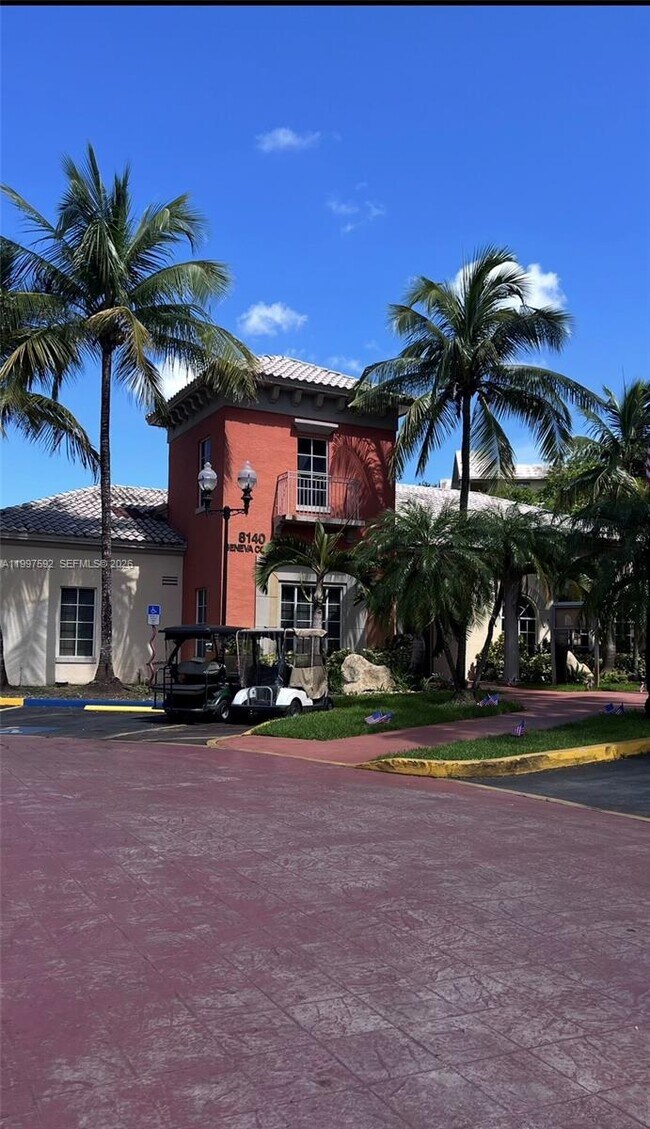 Building Photo - 8353 Lake Dr