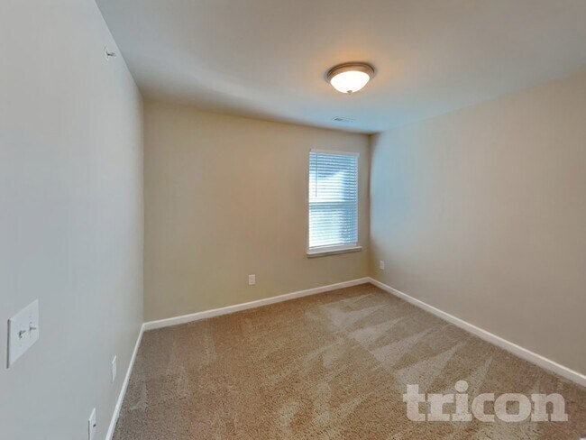 Building Photo - 139 Hickory Station Ln