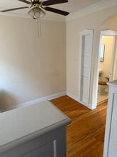 Building Photo - 5018 N Lincoln Ave