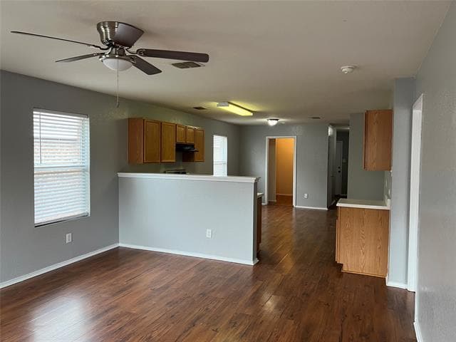 Building Photo - 6637 Meadow Way Ln