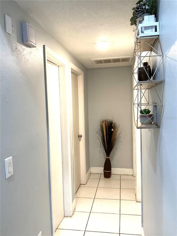 Building Photo - 9315 Candlemaker Ct