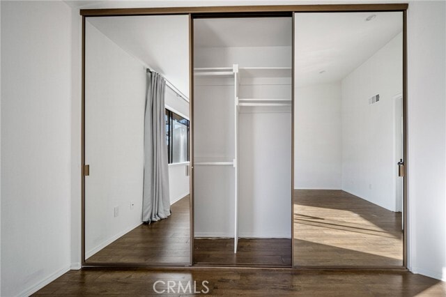 Building Photo - 5360 Las Virgenes Rd