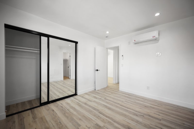 Building Photo - 111 Normandie Ave