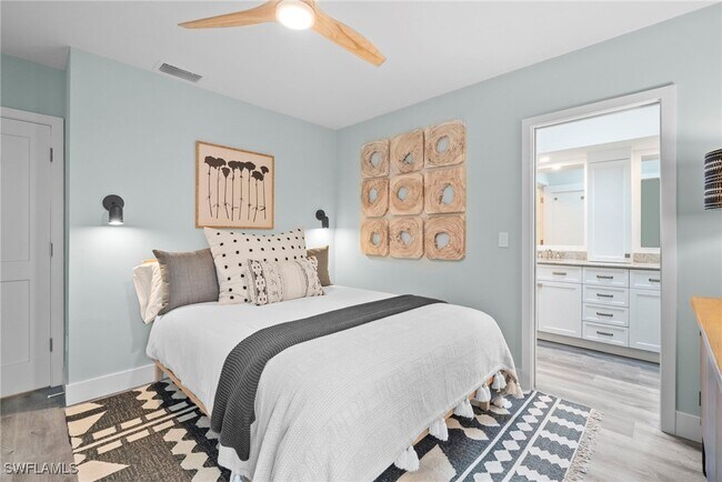 Building Photo - 504 Tierra Mar Ln E