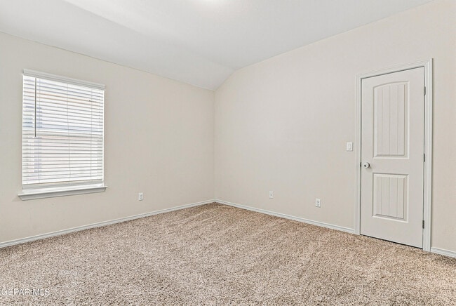 Building Photo - 13965 Margaret Ponce Ave