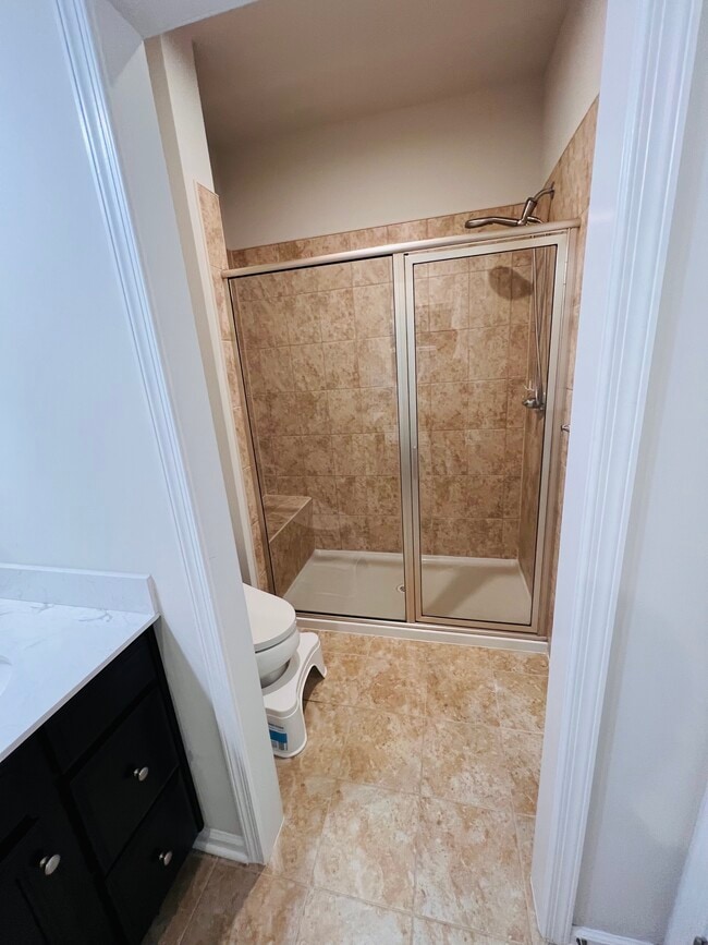 Building Photo - 3010 Mahican Cir