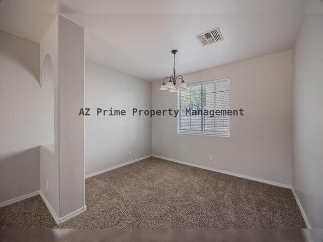 Building Photo - 7422 S 27th Way