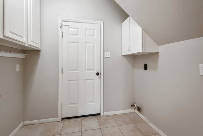 Building Photo - 35 N York Gate Ct