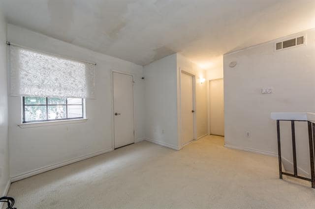 Building Photo - 885 Dublin Dr