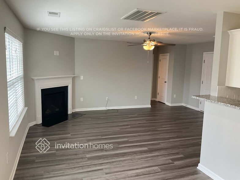 Building Photo - 1920 Northrop Dr