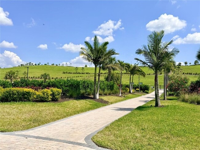 Building Photo - 6111 Mesa Gln