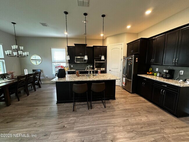 Building Photo - 8613 Homeplace Dr