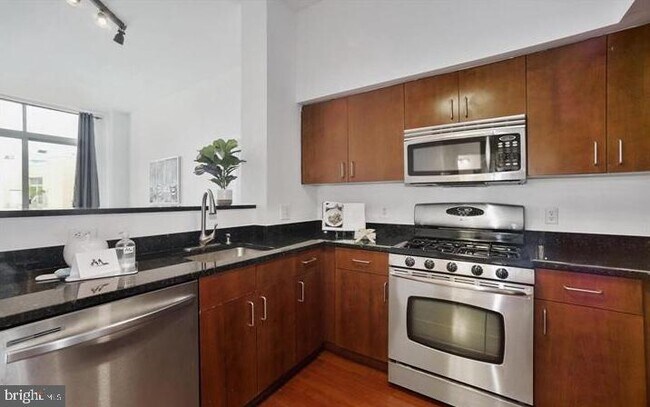 Building Photo - 1000 New Jersey Ave SE