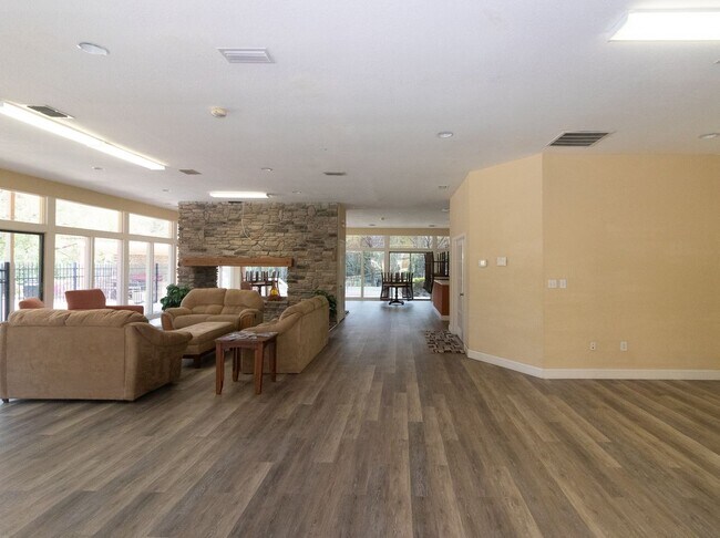 Building Photo - 1810 NW 23rd Blvd
