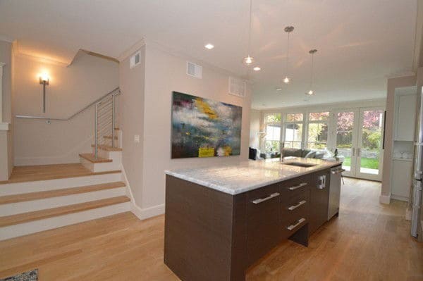 Building Photo - 136 Banks St