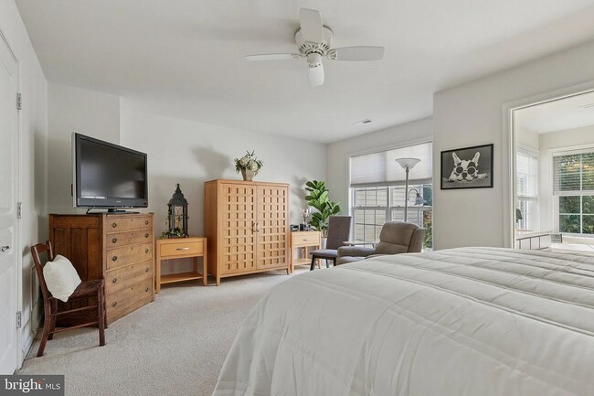 Building Photo - 204 Hudson Dr