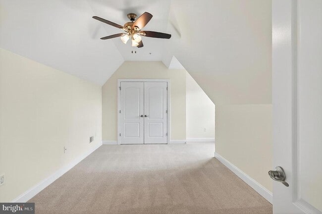 Building Photo - 322 N George Mason Dr