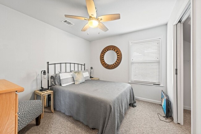 Building Photo - Luxury Furnished Rental in Bluewater Bay...Just steps from the water!!