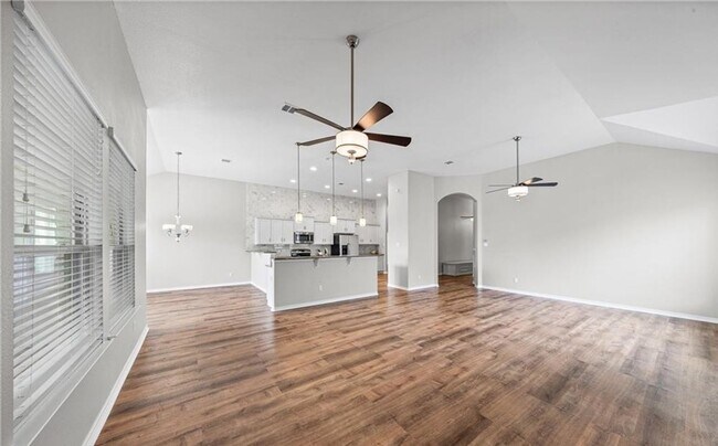 Building Photo - Beautiful 3 bedroom home located in Tuscany Meadows!