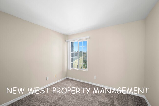 Building Photo - Tastefully upgraded Clairemont Mesa 4-Bedr...