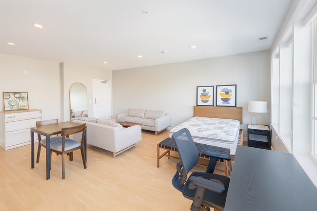 Building Photo - 2210 Wisconsin Ave NW