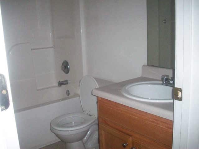 Building Photo - 3021 Fields Dr