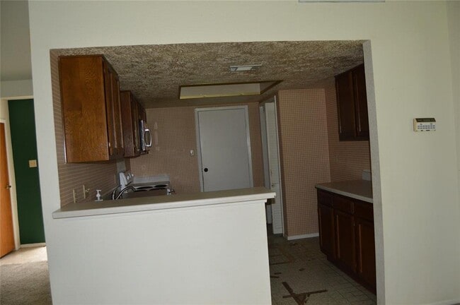 Building Photo - 4929 Meadow Pl Dr