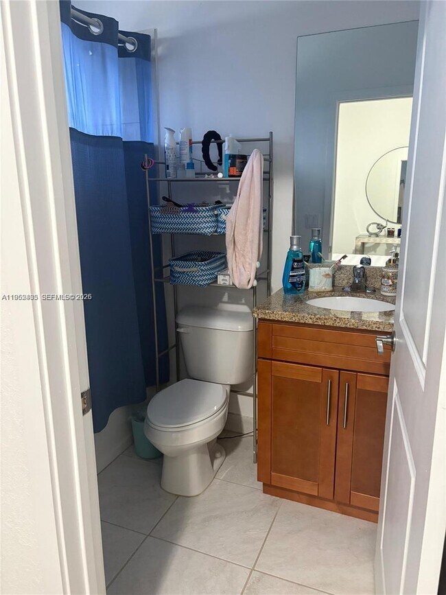 Building Photo - 13360 Tropical Ave