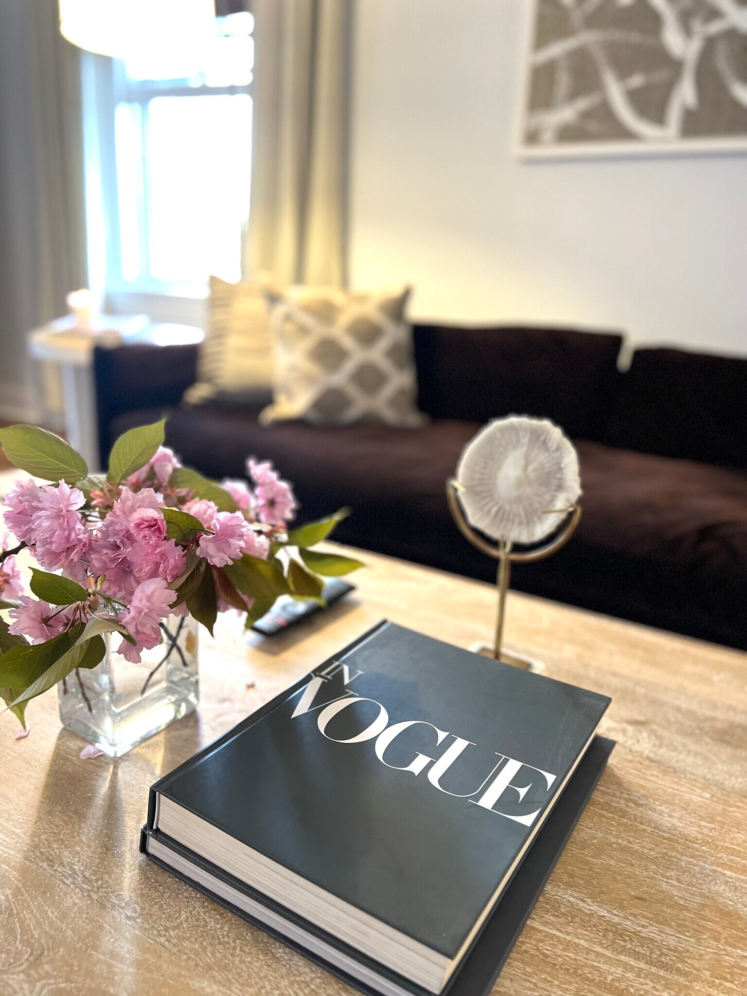 Building Photo - 250 E Market St