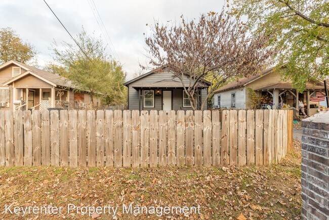 Building Photo - 3 br, 1 bath House - 443 S 53rd West Ave