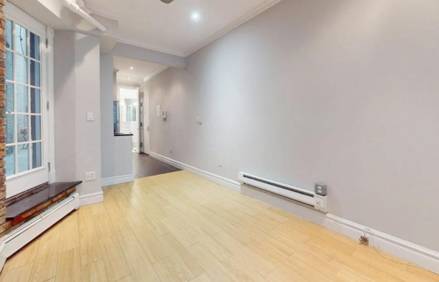 Building Photo - East 25th Street